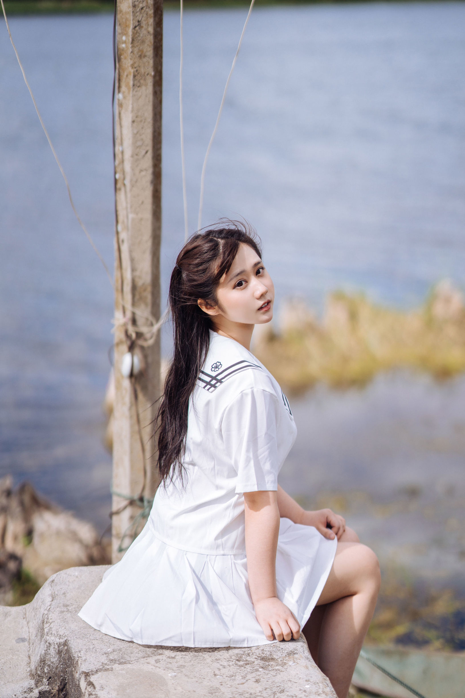 [COS福利]微博福利姬镜酱静夏之JK少女插图5